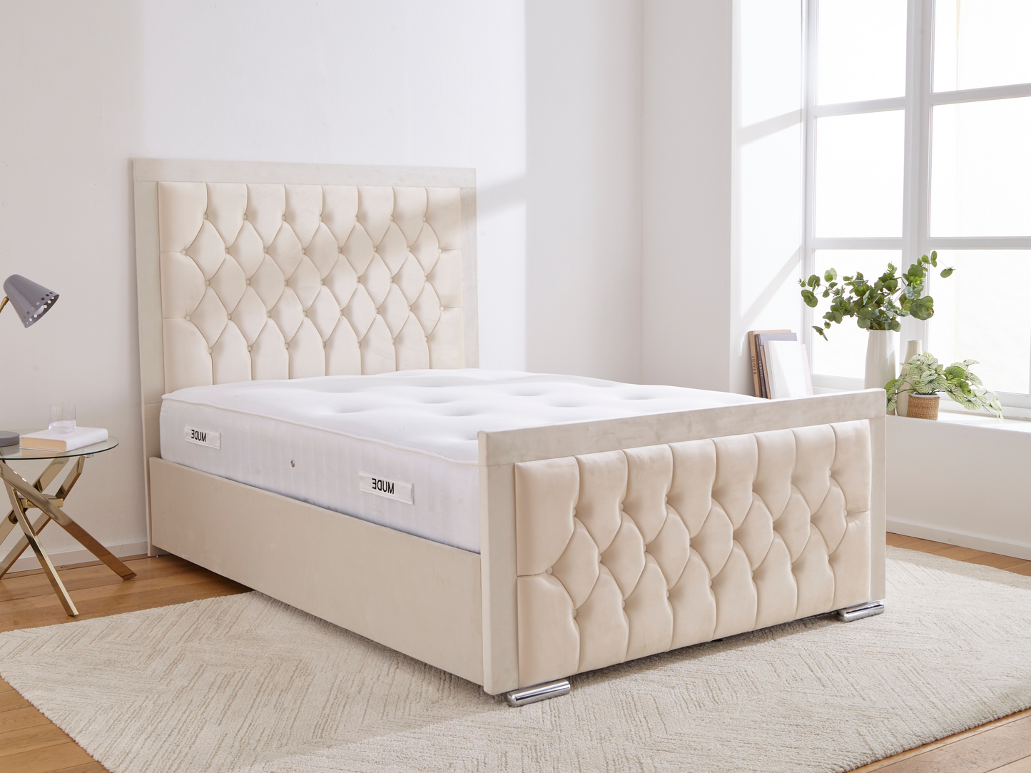 Dallas Upholstered Bed