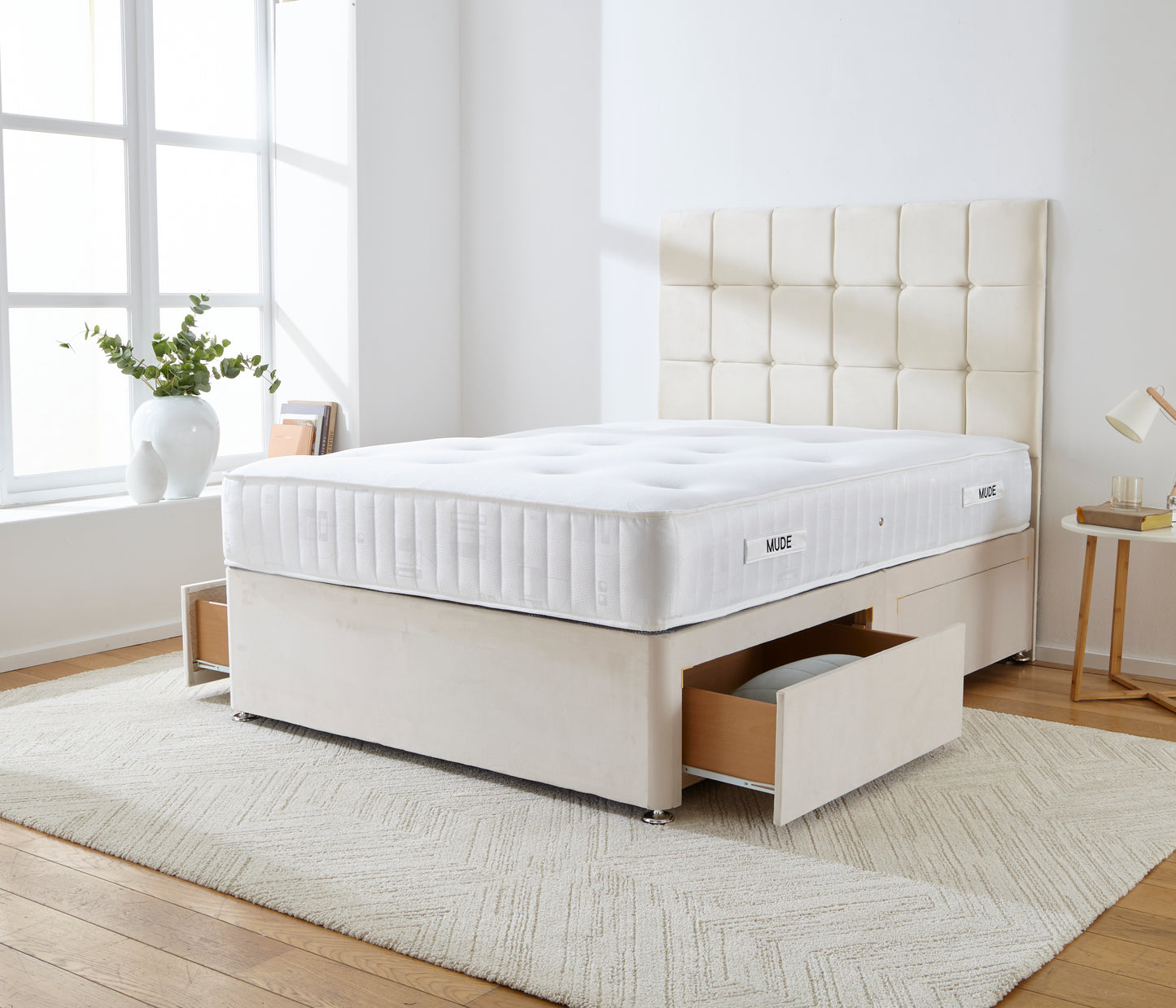 Montreal Divan Bed