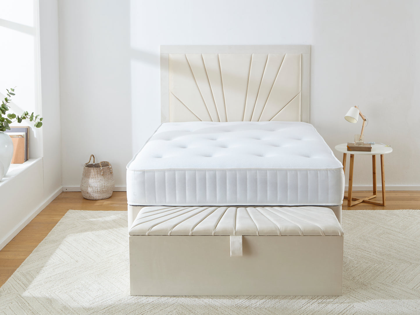 Frankfurt Divan Bed