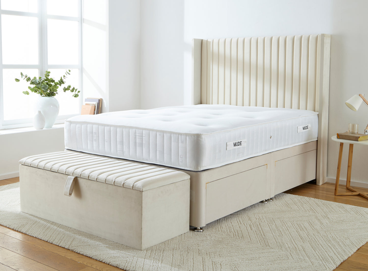 Vienna Wingback Divan Bed
