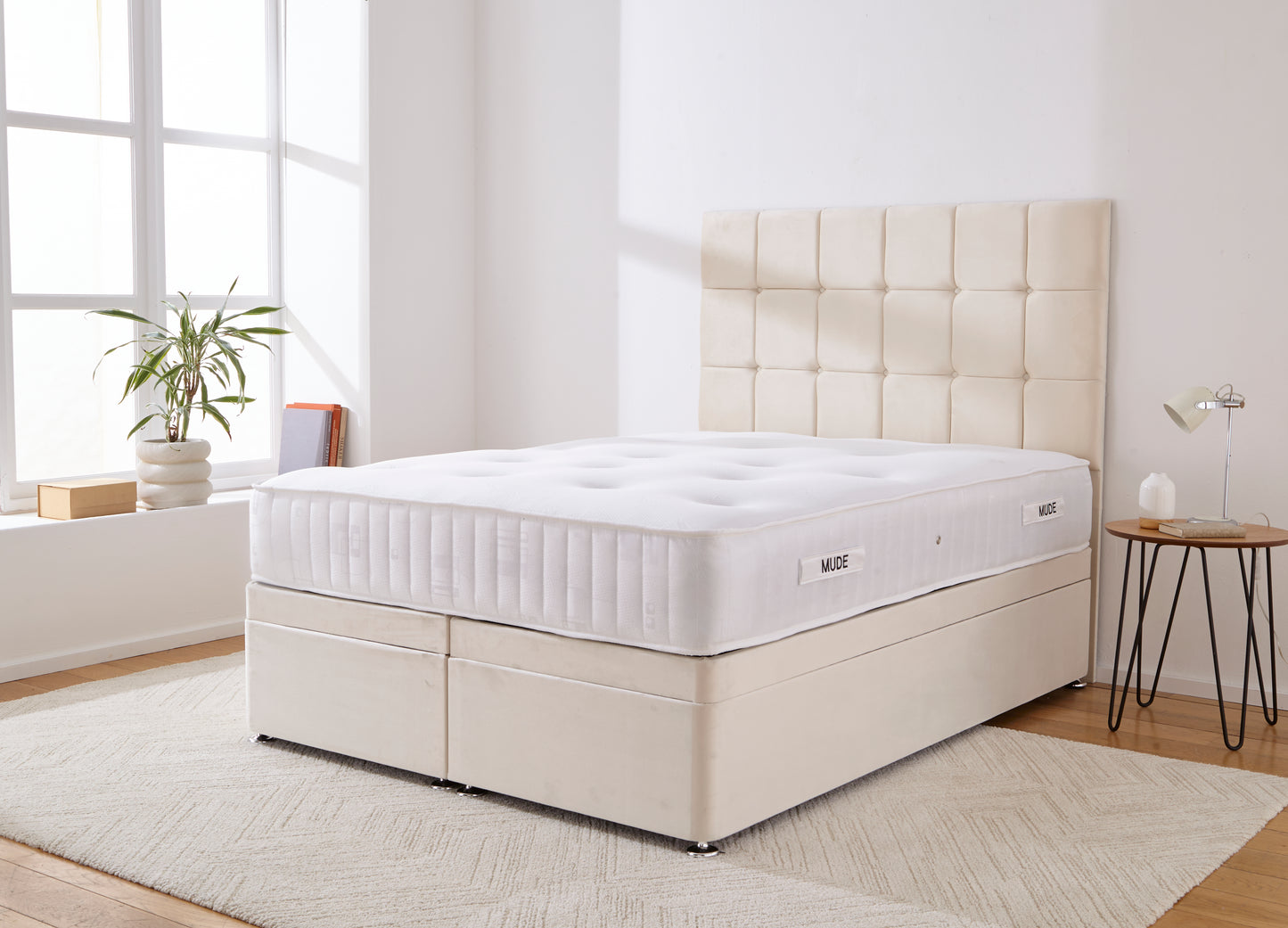 Montreal Ottoman Divan Bed