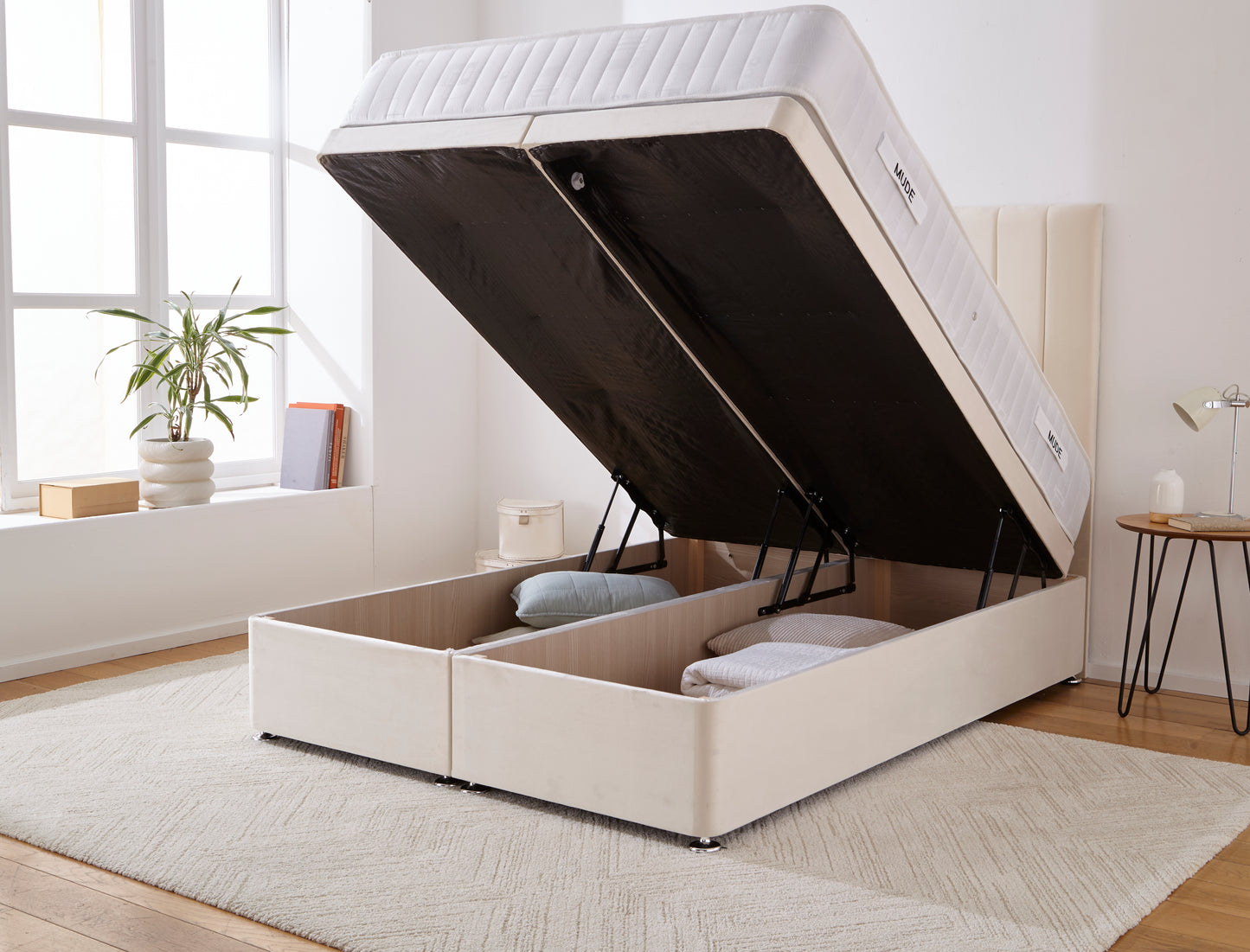 Vienna Ottoman Divan Bed