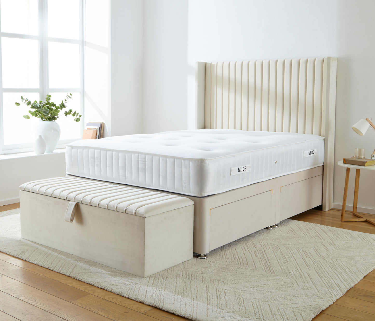 Vienna Wingback Divan Bed