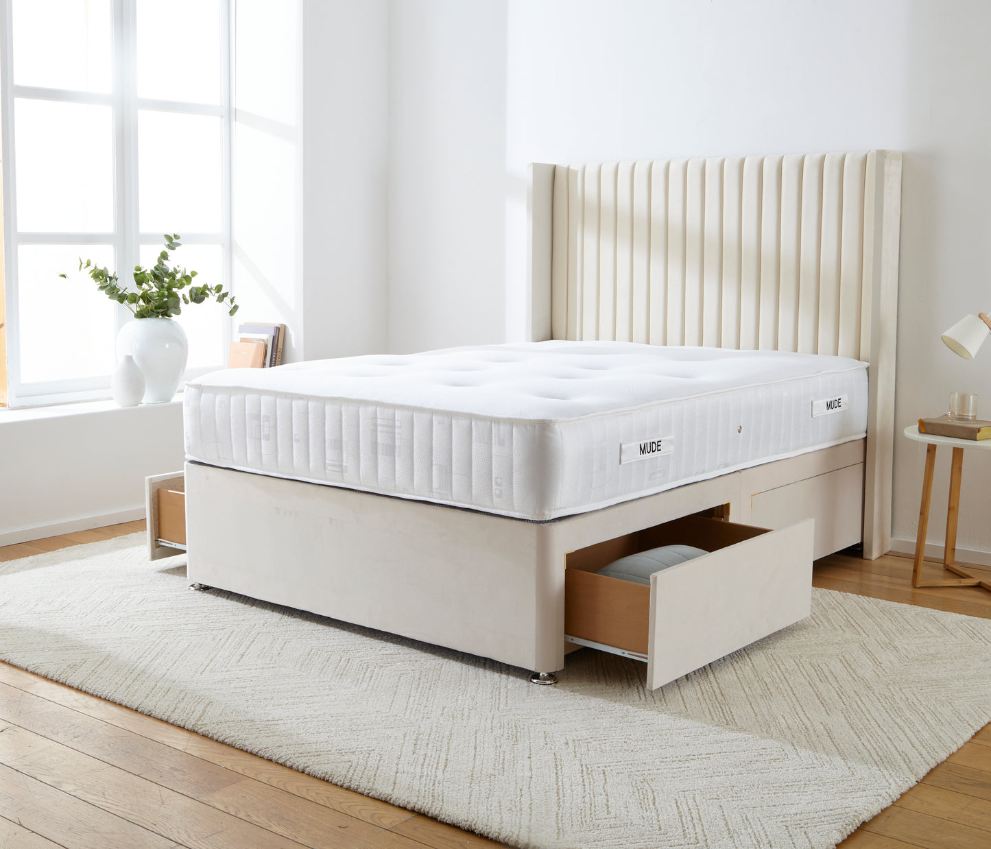 Vienna Wingback Divan Bed
