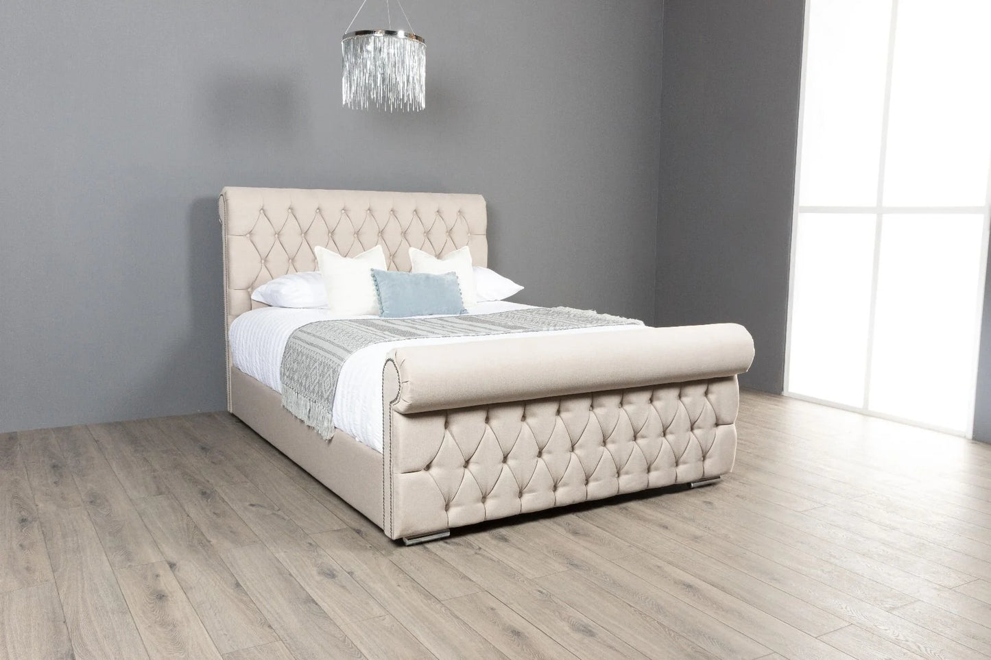 Buckingham Upholstered Bed