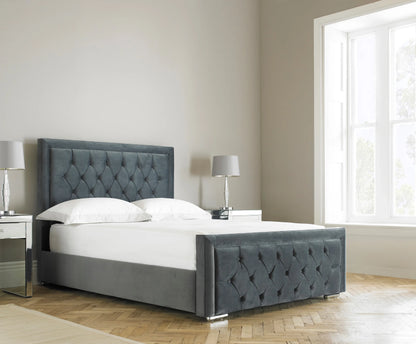 Sandringham Upholstered Ottoman Bed