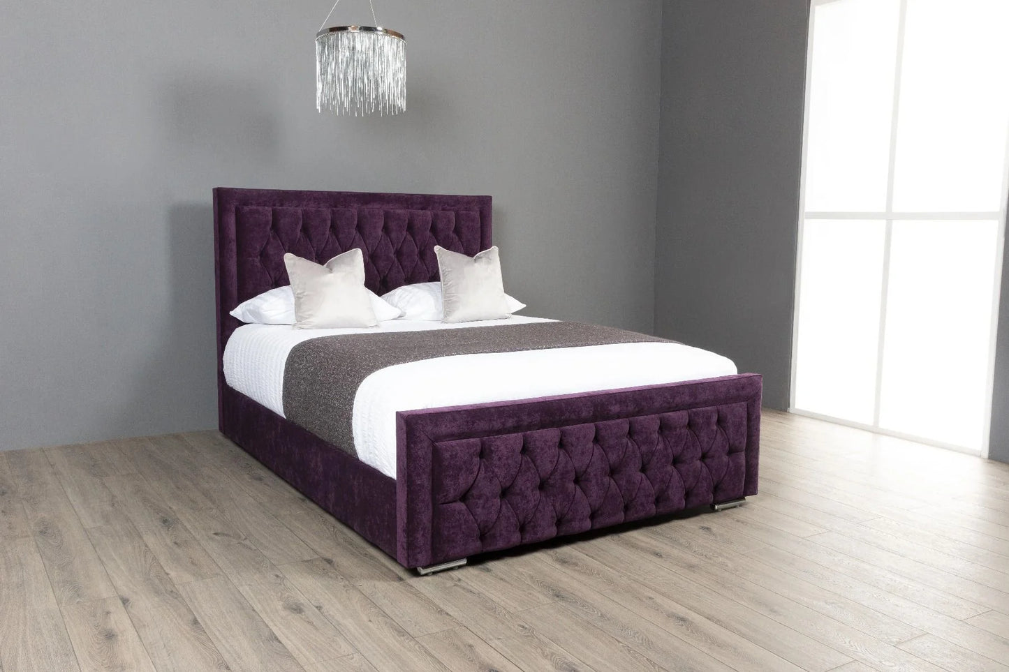 Sandringham Upholstered Ottoman Bed